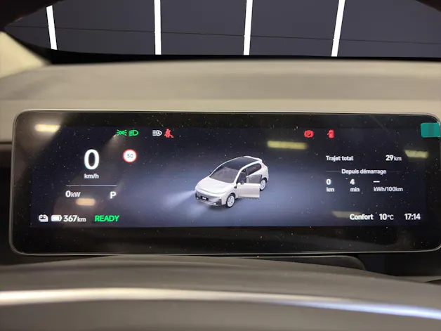Leapmotor B10 67kWh Design