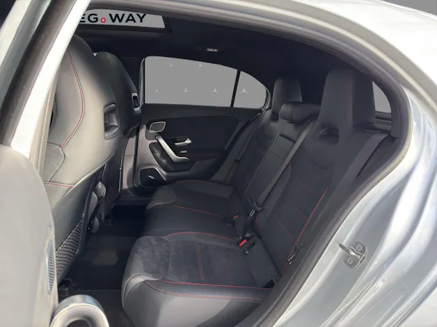 Mercedes-Benz A 200 - NightStar - AMG / Rückfahrkamera / Sitzmemory / Soundsystem / Panorama-Dach