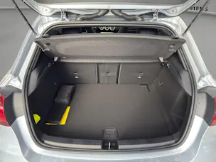 Mercedes-Benz A 200 - NightStar - AMG / Rückfahrkamera / Sitzmemory / Soundsystem / Panorama-Dach