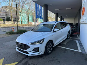 Ford Focus 1.0 MHEV ST-Line X Automat