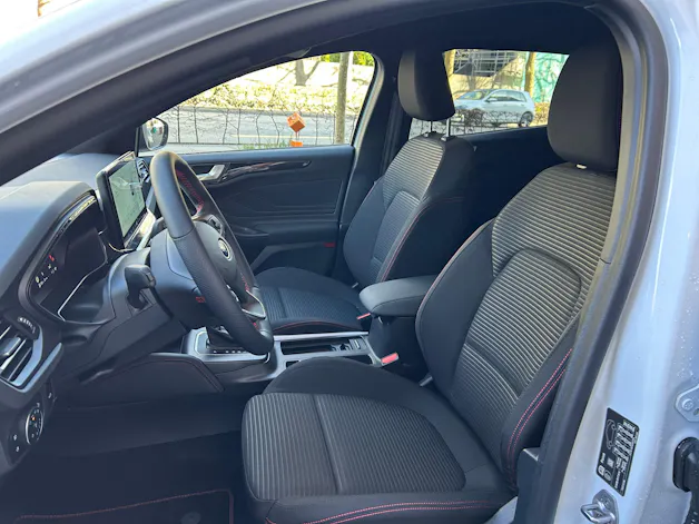 Ford Focus 1.0 MHEV ST-Line X Automat