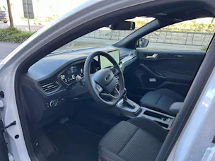 Ford Focus 1.0 MHEV ST-Line X Automat