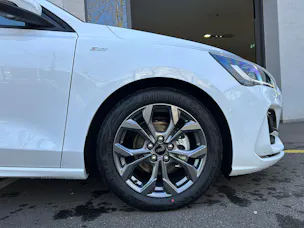 Ford Focus 1.0 MHEV ST-Line X Automat
