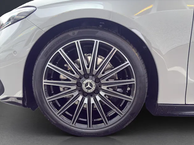 Mercedes-Benz CLA 200 8G-DCT