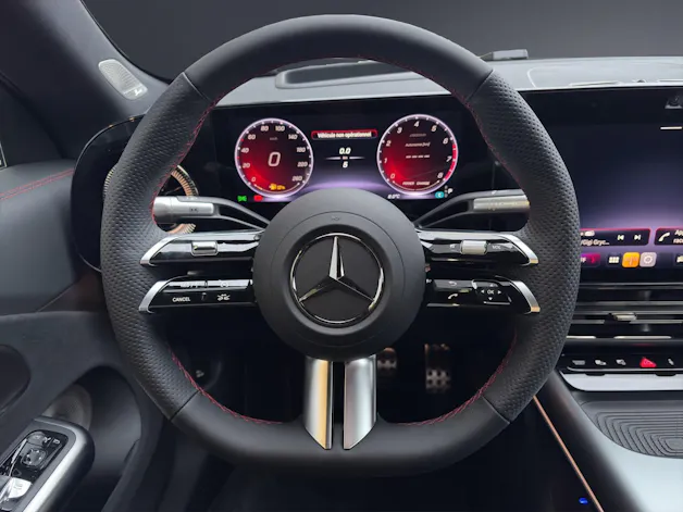 Mercedes-Benz CLA 200 8G-DCT