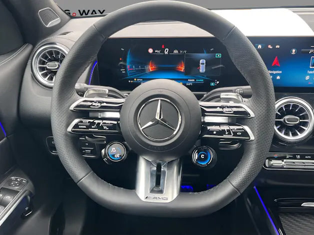 Mercedes-Benz GLB 35 4M - AMG / DISTRONIC / 360 Grad Kamera / Leder / 7 Sitze