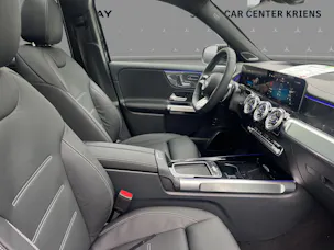 Mercedes-Benz GLB 35 4M - AMG / DISTRONIC / 360 Grad Kamera / Leder / 7 Sitze