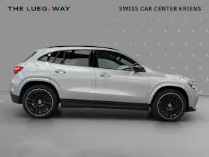 Mercedes-Benz GLA 250 4M - SwissStar / DISTRONIC / 360 Grad Kamera / AHK / Multibeam LED
