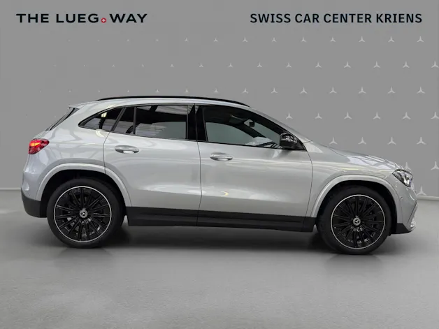 Mercedes-Benz GLA 250 4M - SwissStar / DISTRONIC / 360 Grad Kamera / AHK / Multibeam LED