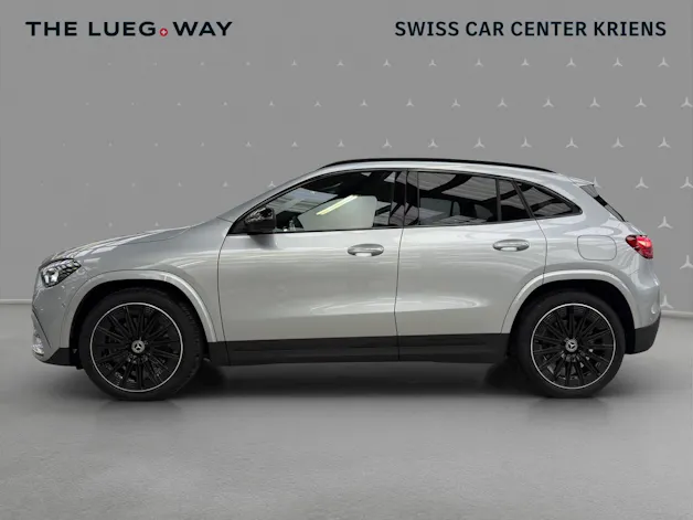 Mercedes-Benz GLA 250 4M - SwissStar / DISTRONIC / 360 Grad Kamera / AHK / Multibeam LED