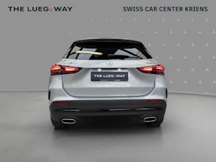 Mercedes-Benz GLA 250 4M - SwissStar / DISTRONIC / 360 Grad Kamera / AHK / Multibeam LED