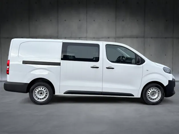 Peugeot Expert 2.0 BlueHDi 145 S&S Vertiefte Kabine Long