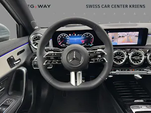 Mercedes-Benz A 250 4M - AMG / DISTRONIC / 360 Grad Kamera / Soundsystem