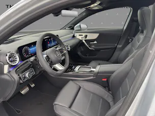 Mercedes-Benz A 250 4M - AMG / DISTRONIC / 360 Grad Kamera / Soundsystem