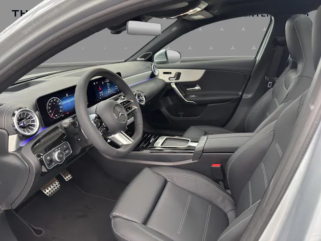 Mercedes-Benz A 250 4M - AMG / DISTRONIC / 360 Grad Kamera / Soundsystem