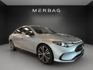Mercedes-Benz CLA 220 4Matic 8G-DCT
