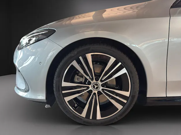 Mercedes-Benz CLA 220 4Matic 8G-DCT