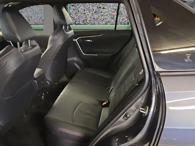 Toyota RAV4 2.5 Plug-In-Hybrid Platinum