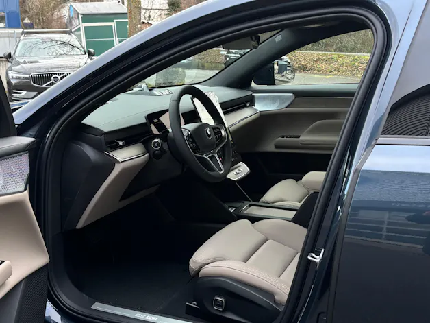 Volvo ES90 Ultra