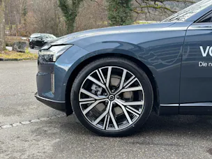 Volvo ES90 Ultra