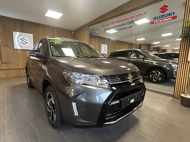 Suzuki Vitara 1.4 T Sakura Top Hybrid 4x4