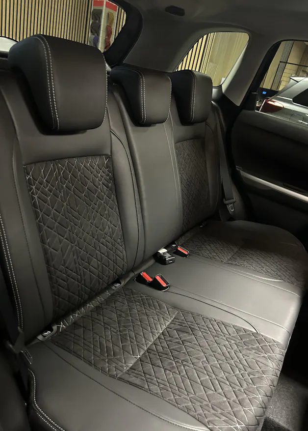 Suzuki Vitara 1.4 T Sakura Top Hybrid 4x4