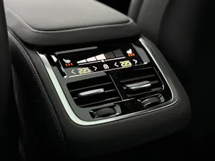 Volvo XC90 2.0 B5 MH Black Edition AWD