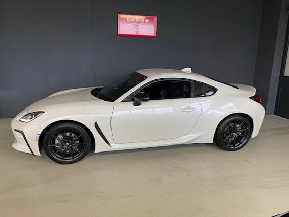 Vehicle image 2 Vehicle image 2