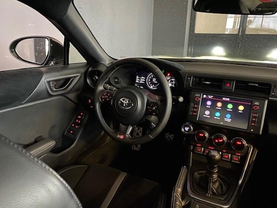 Vehicle image 10 Vehicle image 10