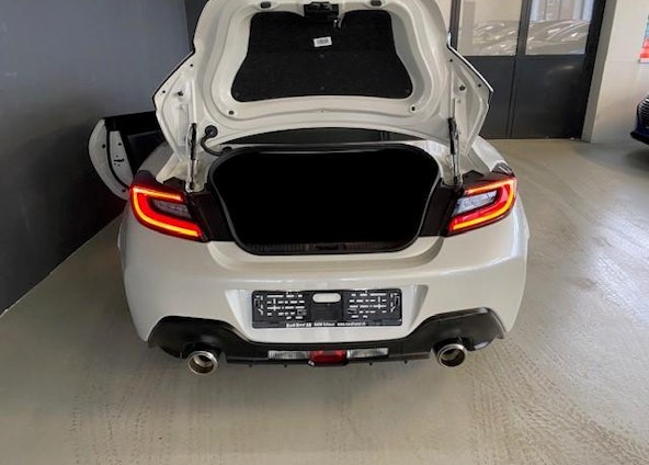 Vehicle image 8 Vehicle image 8