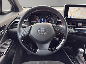 Vehicle image TOYOTA C-HR 2.0 VVTi HSD GR Sport