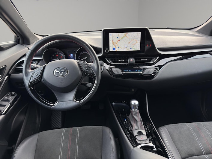 Vehicle image TOYOTA C-HR