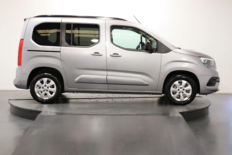 Fahrzeugbild OPEL COMBO