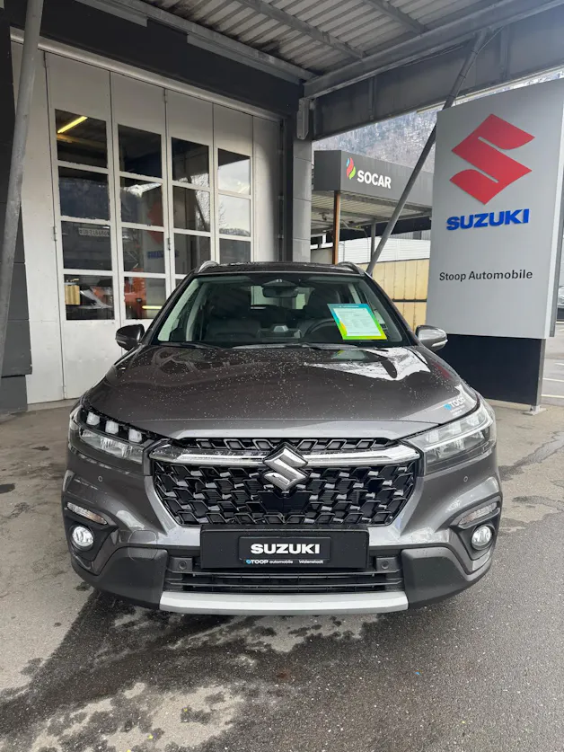 Suzuki S-Cross 1.4 T Sakura Top Hybrid 4x4