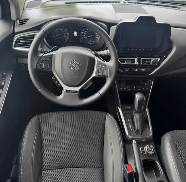 Suzuki S-Cross 1.4 T Sakura Top Hybrid 4x4