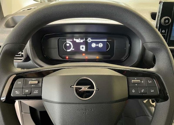 Vehicle image 12 Vehicle image 12