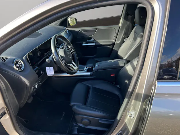 Mercedes-Benz B 180 Progressive 7G-DCT