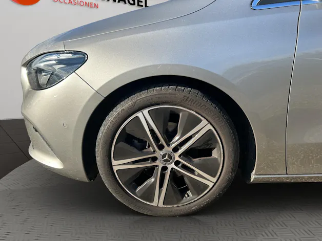 Mercedes-Benz B 180 Progressive 7G-DCT
