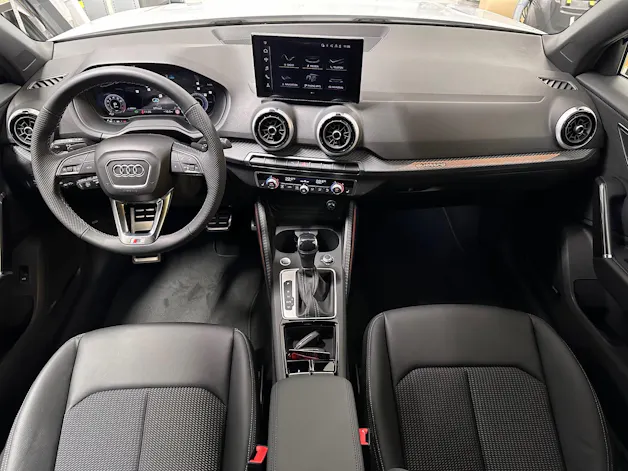 Audi Q2 40 TFSI S line Attraction quattro S-tronic