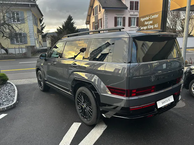 Hyundai Santa Fe 1.6 T-GDi HEV Calligraphy 4WD Automatic Swiss Edition