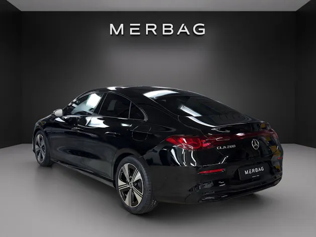 Mercedes-Benz CLA 200 8G-DCT