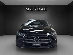 Mercedes-Benz CLA 200 8G-DCT