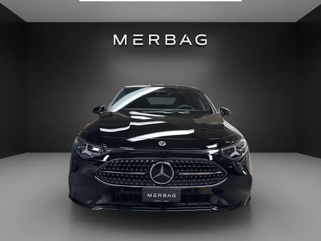 Mercedes-Benz CLA 200 8G-DCT
