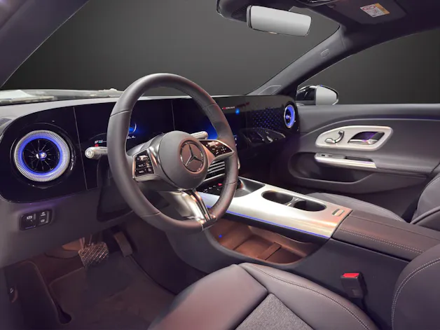 Mercedes-Benz CLA 200 8G-DCT
