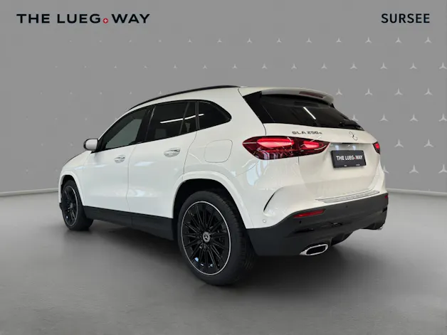 Mercedes-Benz GLA 250 e EQ Star 8G-DCT