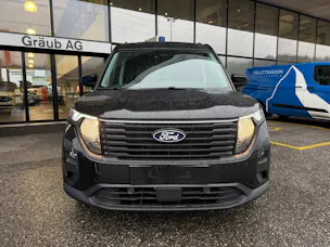 Ford Tourneo Courier 1.0 EcoBoost Titanium Automat