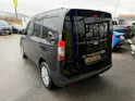 Ford Tourneo Courier 1.0 EcoBoost Titanium Automat