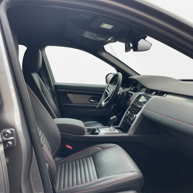 Land Rover Discovery Sport R Dyn P300e 1.5 PHEV SE AT8