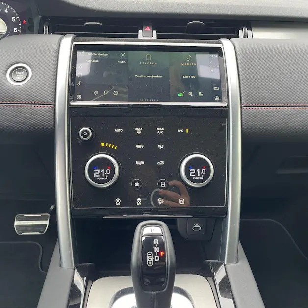 Land Rover Discovery Sport R Dyn P300e 1.5 PHEV SE AT8