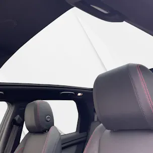 Land Rover Discovery Sport R Dyn P300e 1.5 PHEV SE AT8